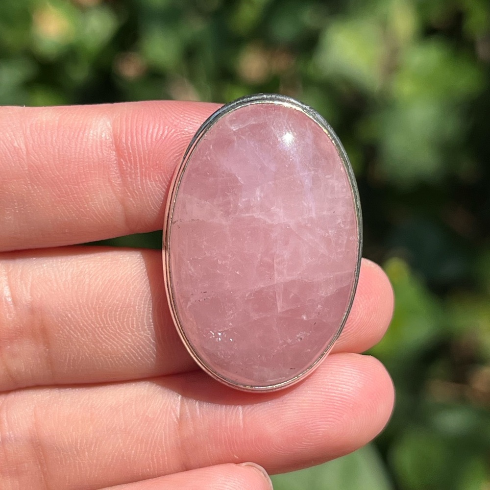 Size 8.5 925 silver plated flashy rose quartz ring